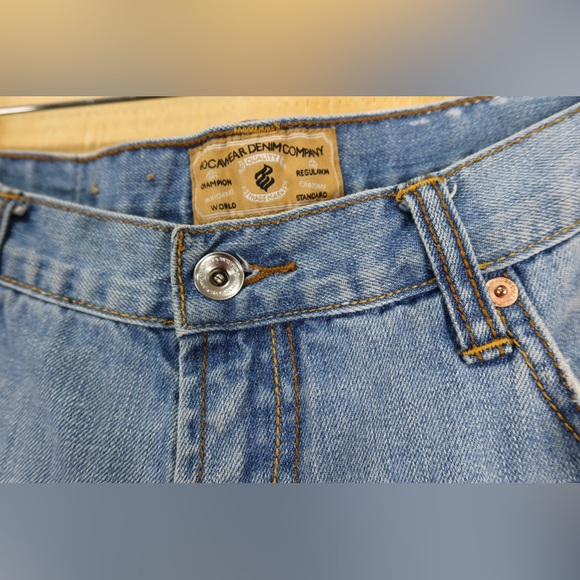 Rocawear Light Wash Relaxed Fit Vintage Jeans Men's Size 36x34 - Picture 3 of 7